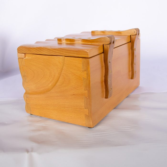 Daisy Trent Urn - Image 7