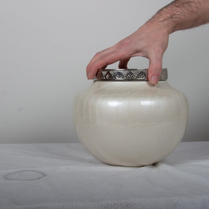 Mother of Pearl Urn - Image 5