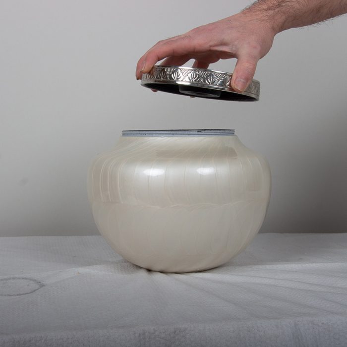 Mother of Pearl Urn - Image 6