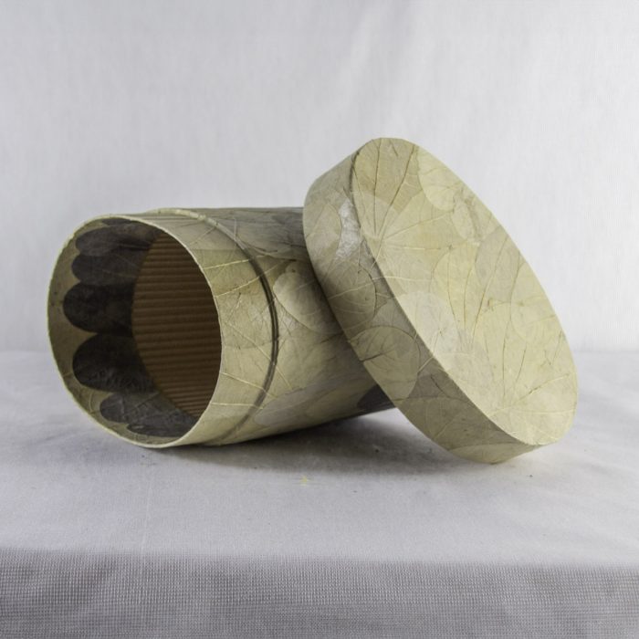 Leaf Urn Oval - Image 4