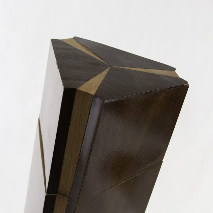 Obelos Urn - Image 8