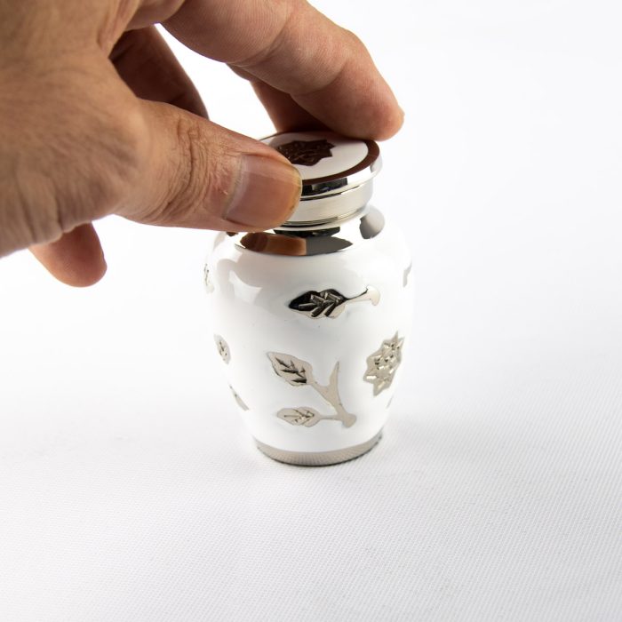 White Rose Mini Urn - Image 6