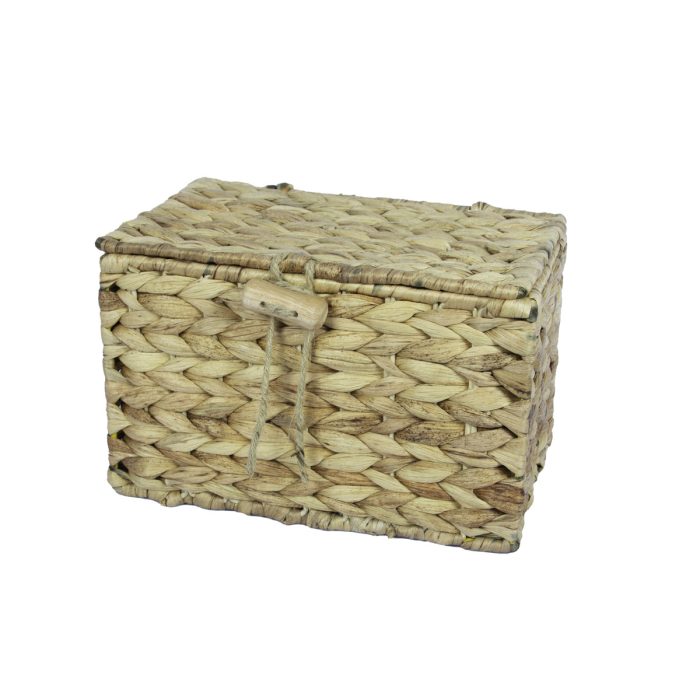 Daisy Water Hyacinth Urn