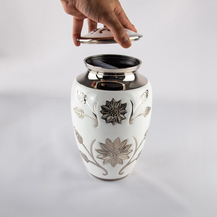 White Rose Urn - Image 4