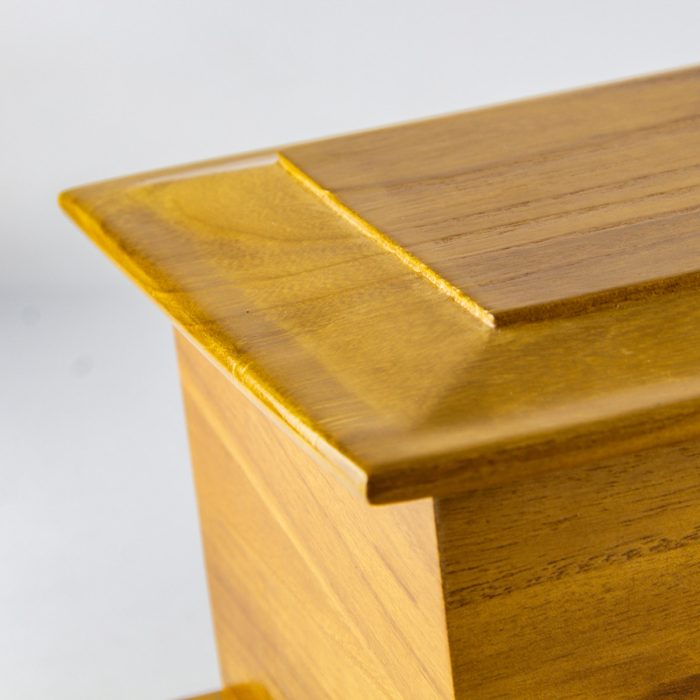 Cuthbert Ash Casket - Image 4