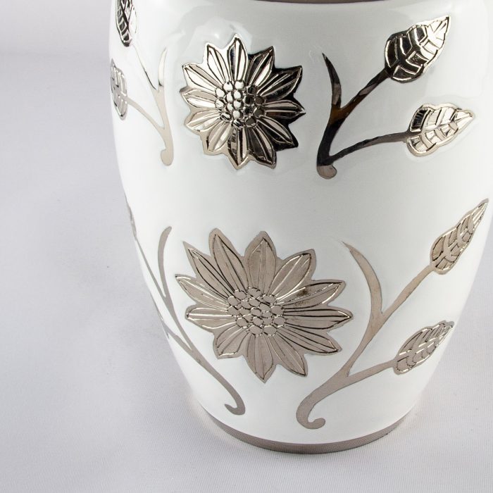White Rose Urn - Image 7